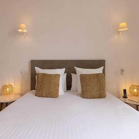Hotel La Maison Du Lierre 3*