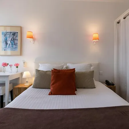 La Maison Du Lierre Hotel 3*