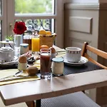 Hôtel&espace Bien-être La Maison Du Lierre Hotel