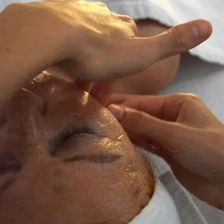 & Espace Bien-etre La Maison Du Lierre 3*