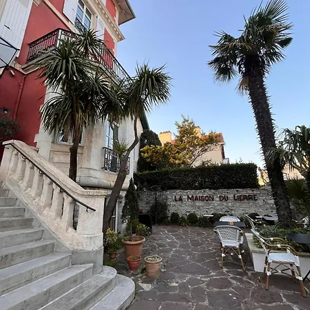 Hotel La Maison Du Lierre 3*