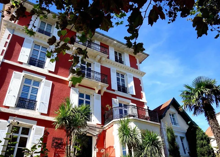 Hôtel&espace Bien-être La Maison Du Lierre Hotel 3*