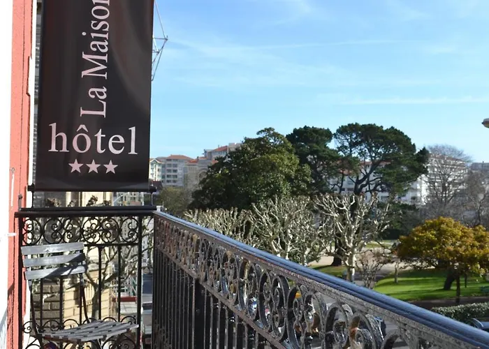 Hotel Hôtel&espace Bien-être La Maison Du Lierre 3*